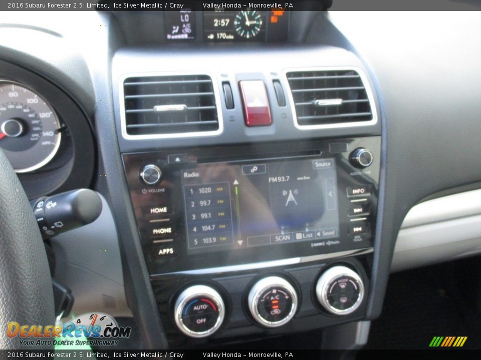 2016 Subaru Forester 2.5i Limited Ice Silver Metallic / Gray Photo #15