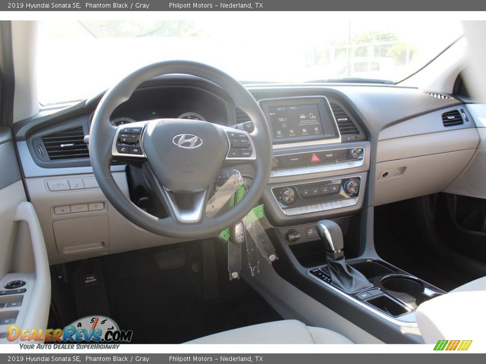 2019 Hyundai Sonata SE Phantom Black / Gray Photo #20
