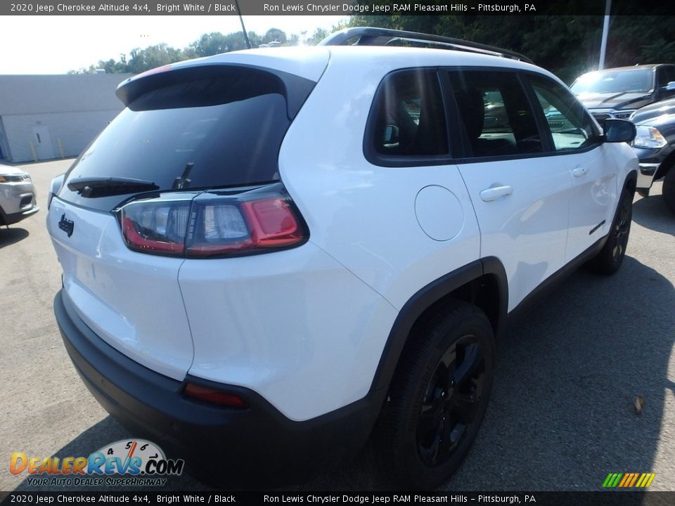 2020 Jeep Cherokee Altitude 4x4 Bright White / Black Photo #6