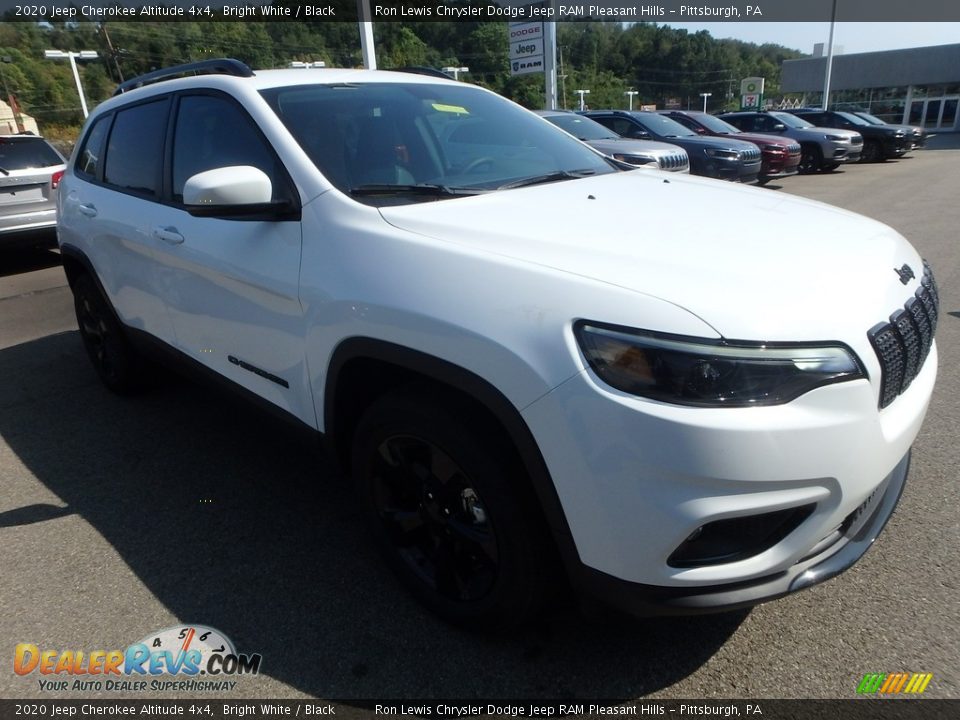 2020 Jeep Cherokee Altitude 4x4 Bright White / Black Photo #8