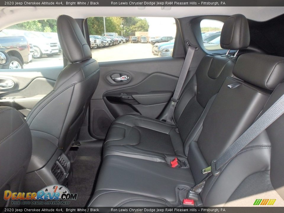 2020 Jeep Cherokee Altitude 4x4 Bright White / Black Photo #12