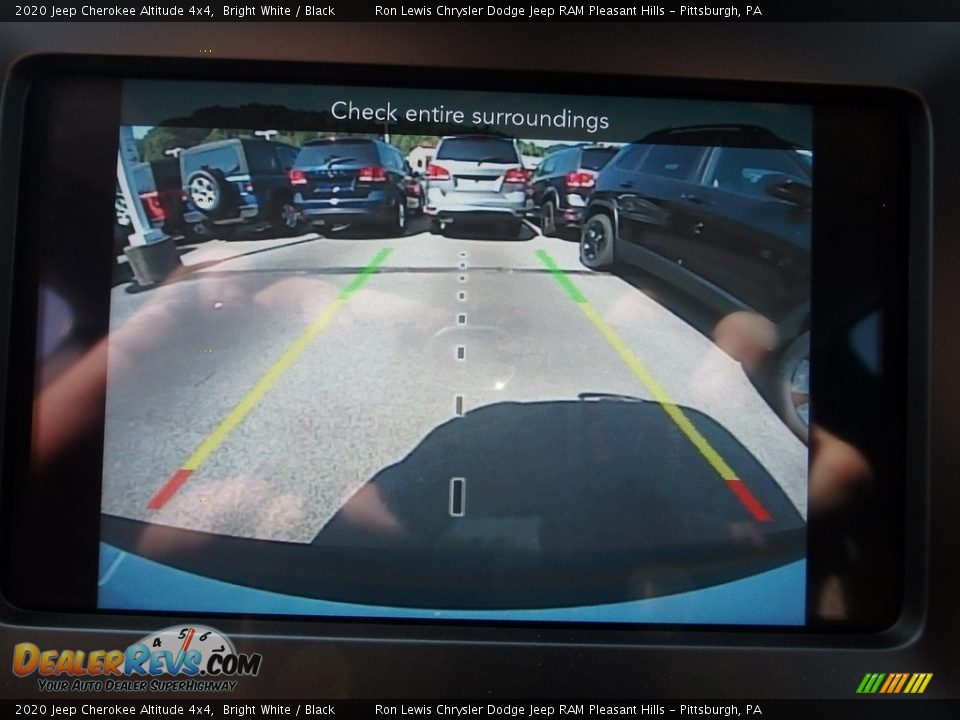 2020 Jeep Cherokee Altitude 4x4 Bright White / Black Photo #16