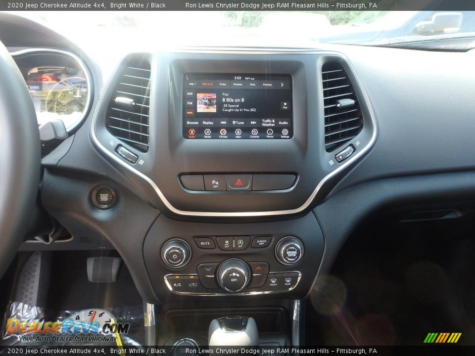 2020 Jeep Cherokee Altitude 4x4 Bright White / Black Photo #17