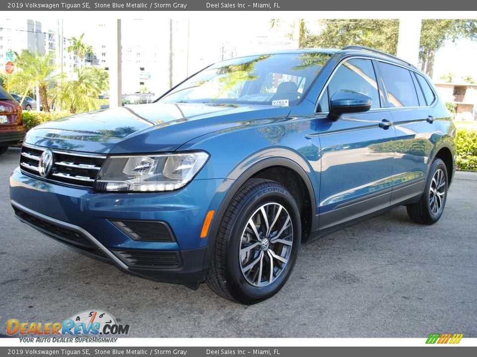 Stone Blue Metallic 2019 Volkswagen Tiguan SE Photo #5