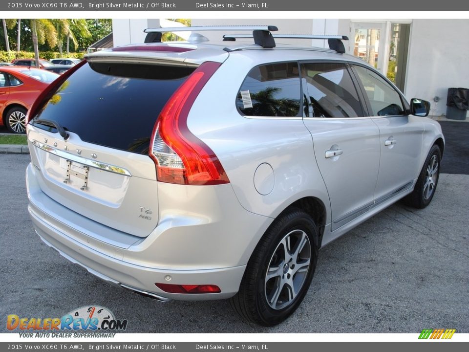 2015 Volvo XC60 T6 AWD Bright Silver Metallic / Off Black Photo #9
