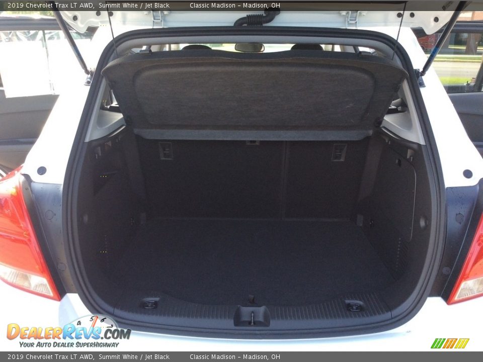 2019 Chevrolet Trax LT AWD Summit White / Jet Black Photo #32