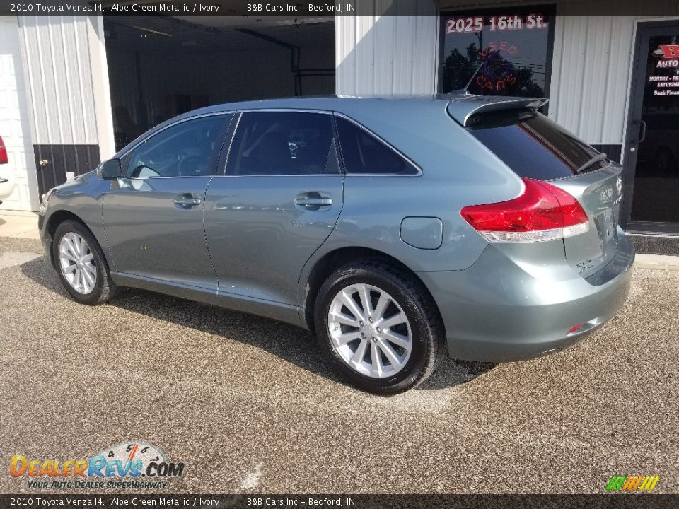 2010 Toyota Venza I4 Aloe Green Metallic / Ivory Photo #28