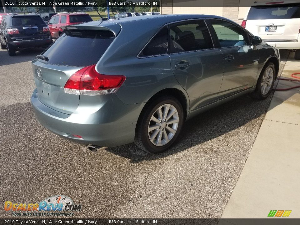 2010 Toyota Venza I4 Aloe Green Metallic / Ivory Photo #29