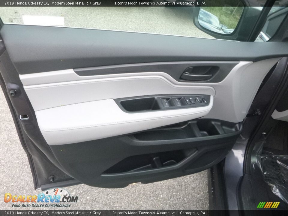 2019 Honda Odyssey EX Modern Steel Metallic / Gray Photo #11