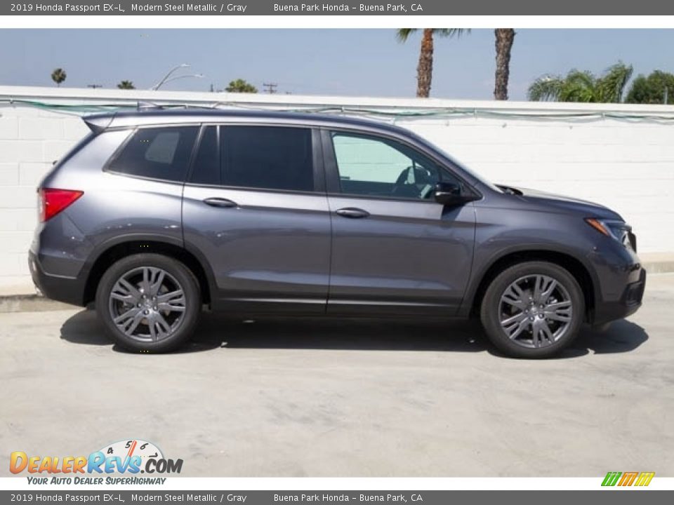 2019 Honda Passport EX-L Modern Steel Metallic / Gray Photo #8