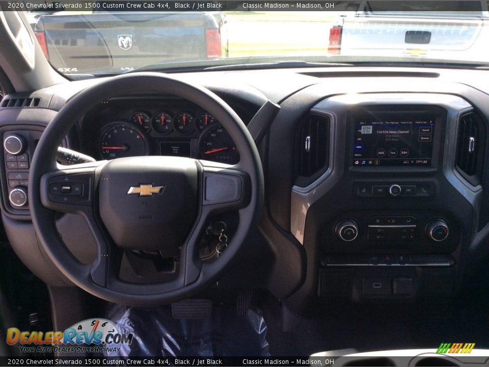 2020 Chevrolet Silverado 1500 Custom Crew Cab 4x4 Black / Jet Black Photo #3