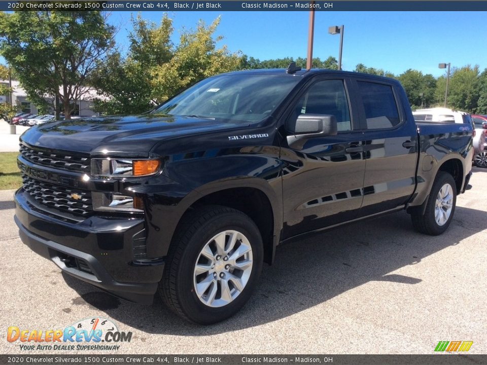 2020 Chevrolet Silverado 1500 Custom Crew Cab 4x4 Black / Jet Black Photo #5