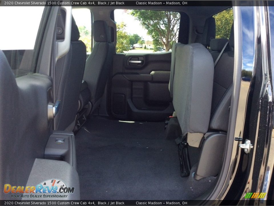 2020 Chevrolet Silverado 1500 Custom Crew Cab 4x4 Black / Jet Black Photo #20