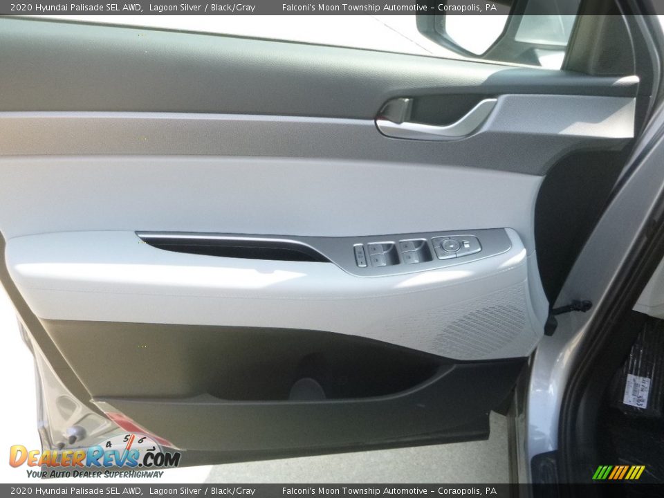 Door Panel of 2020 Hyundai Palisade SEL AWD Photo #10