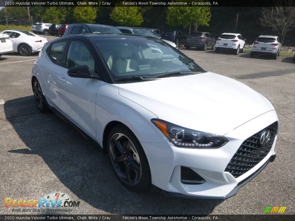 Front 3/4 View of 2020 Hyundai Veloster Turbo Ultimate Photo #3