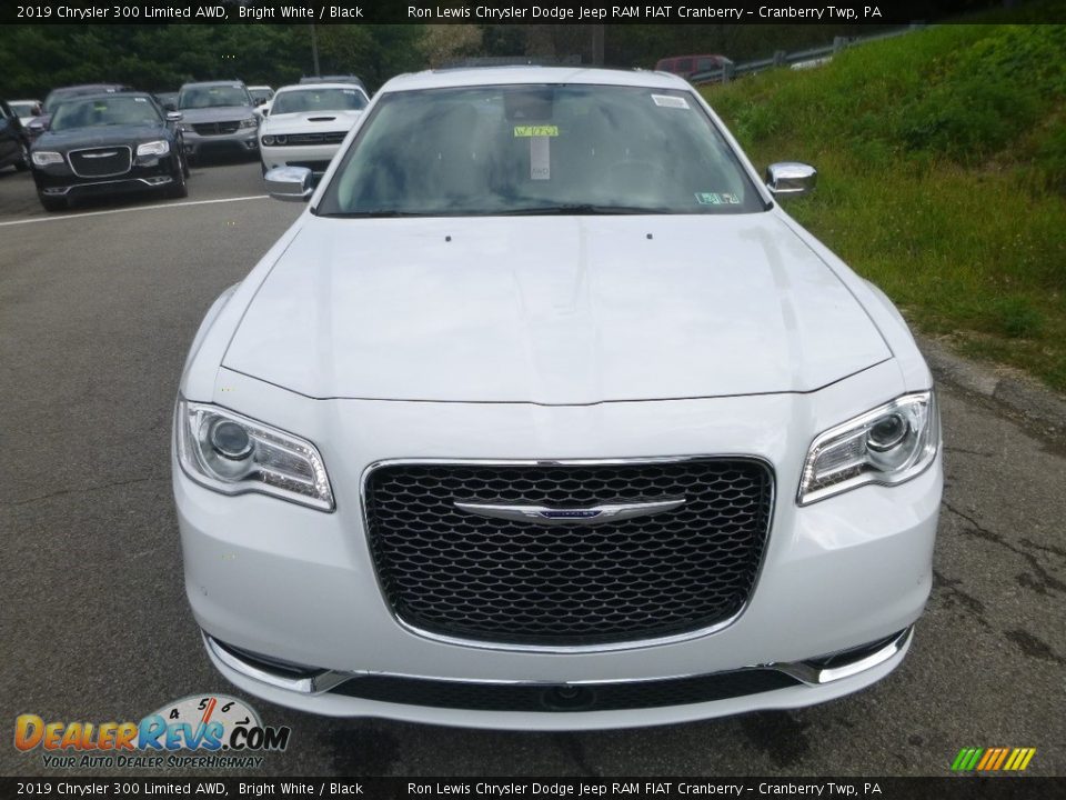 2019 Chrysler 300 Limited AWD Bright White / Black Photo #8