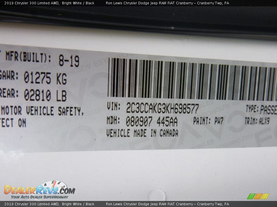 2019 Chrysler 300 Limited AWD Bright White / Black Photo #16