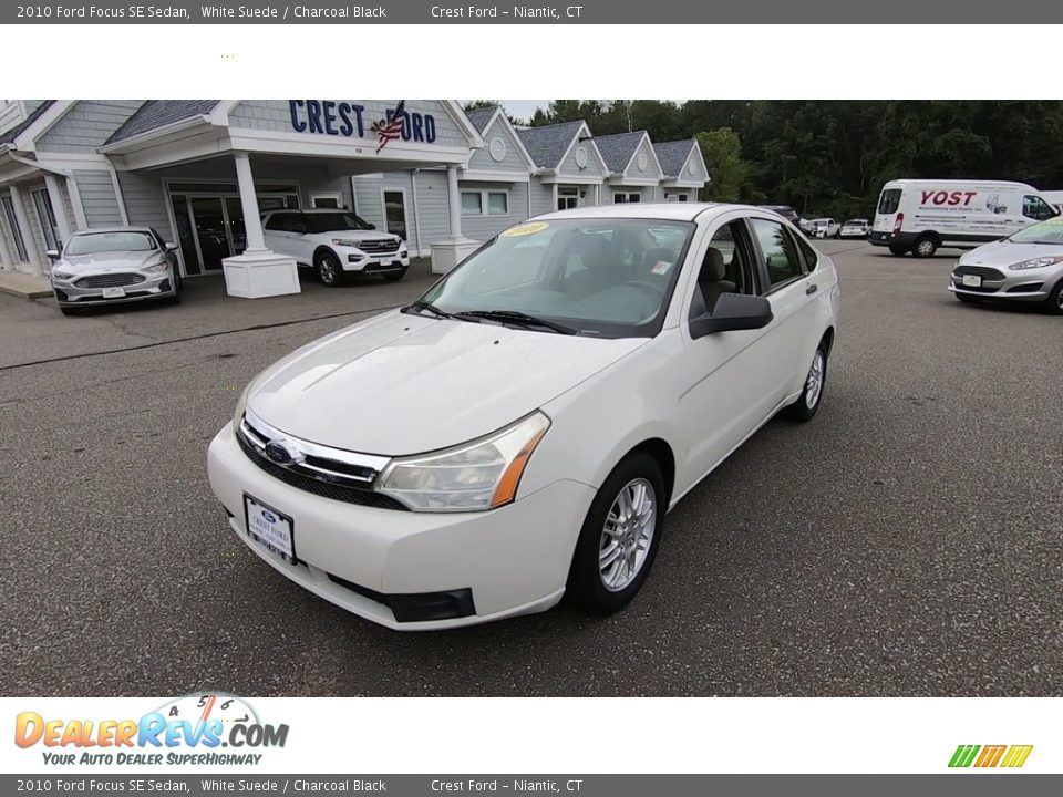 2010 Ford Focus SE Sedan White Suede / Charcoal Black Photo #3