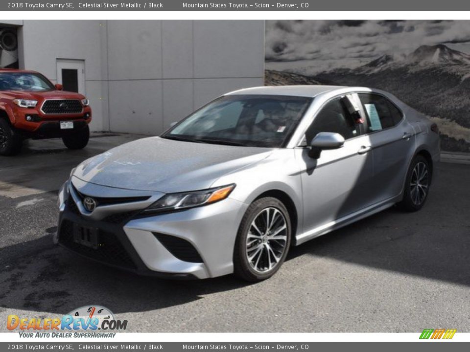 2018 Toyota Camry SE Celestial Silver Metallic / Black Photo #2