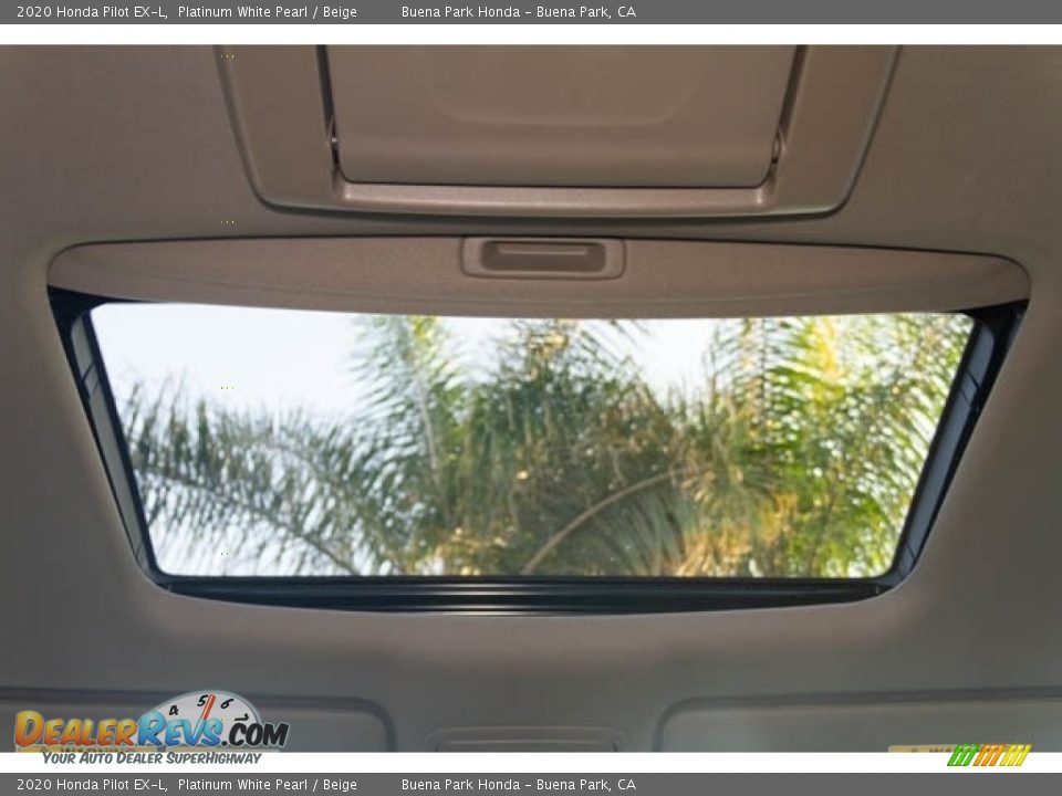 2020 Honda Pilot EX-L Platinum White Pearl / Beige Photo #26
