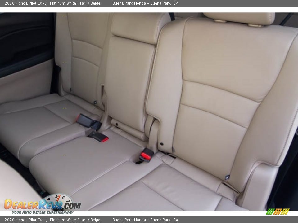 2020 Honda Pilot EX-L Platinum White Pearl / Beige Photo #29