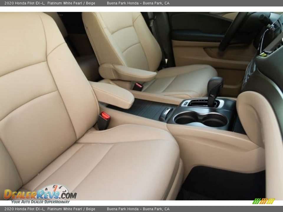 2020 Honda Pilot EX-L Platinum White Pearl / Beige Photo #35