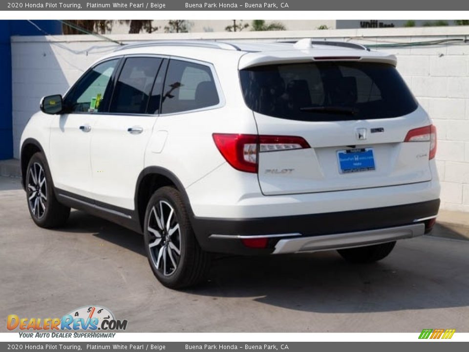 2020 Honda Pilot Touring Platinum White Pearl / Beige Photo #2