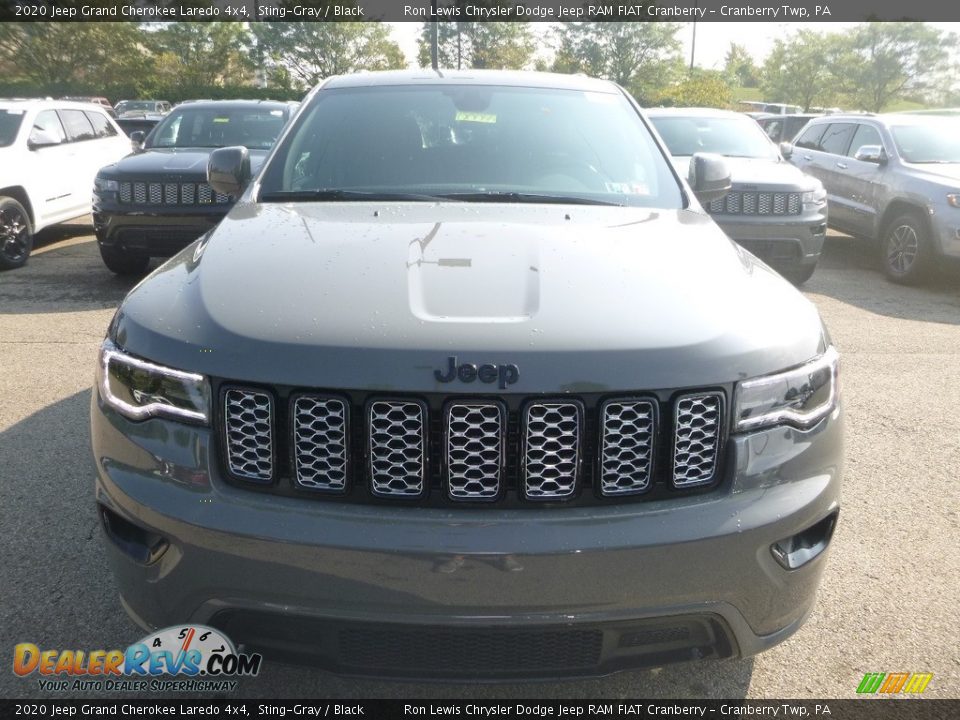 2020 Jeep Grand Cherokee Laredo 4x4 Sting-Gray / Black Photo #8