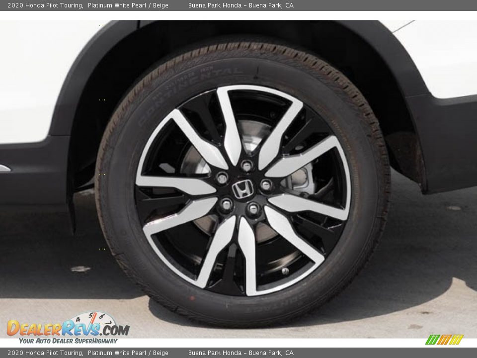 2020 Honda Pilot Touring Platinum White Pearl / Beige Photo #14