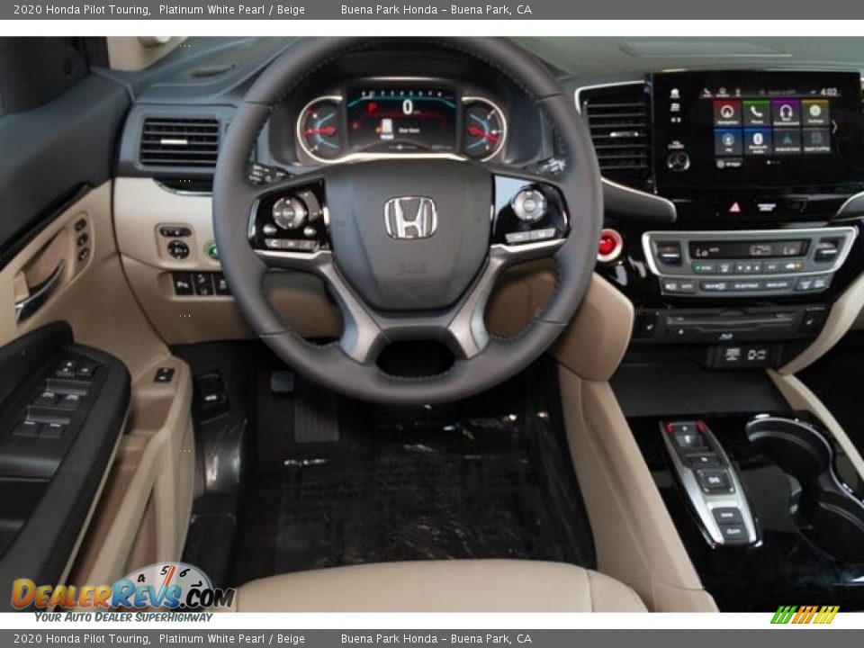 2020 Honda Pilot Touring Platinum White Pearl / Beige Photo #18