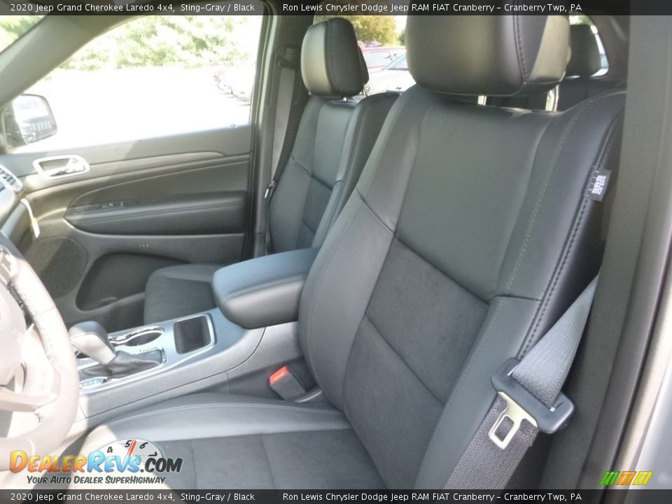 2020 Jeep Grand Cherokee Laredo 4x4 Sting-Gray / Black Photo #17