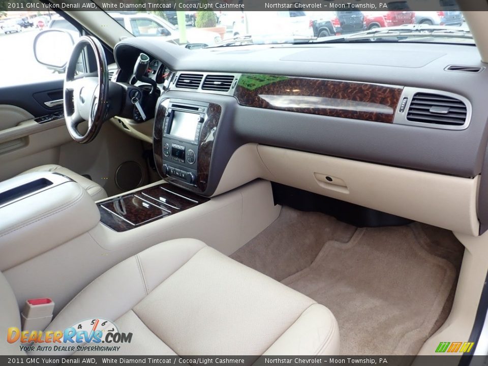 2011 GMC Yukon Denali AWD White Diamond Tintcoat / Cocoa/Light Cashmere Photo #16