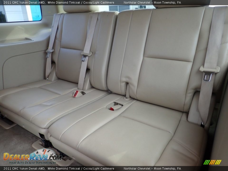 2011 GMC Yukon Denali AWD White Diamond Tintcoat / Cocoa/Light Cashmere Photo #20