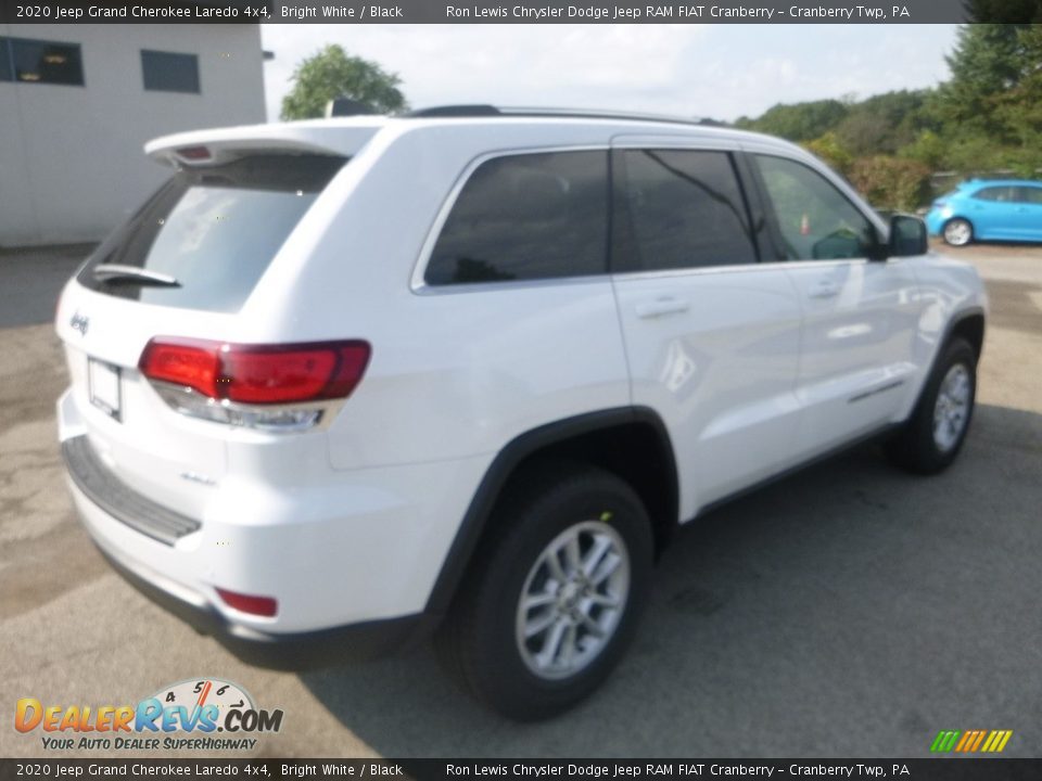 2020 Jeep Grand Cherokee Laredo 4x4 Bright White / Black Photo #5