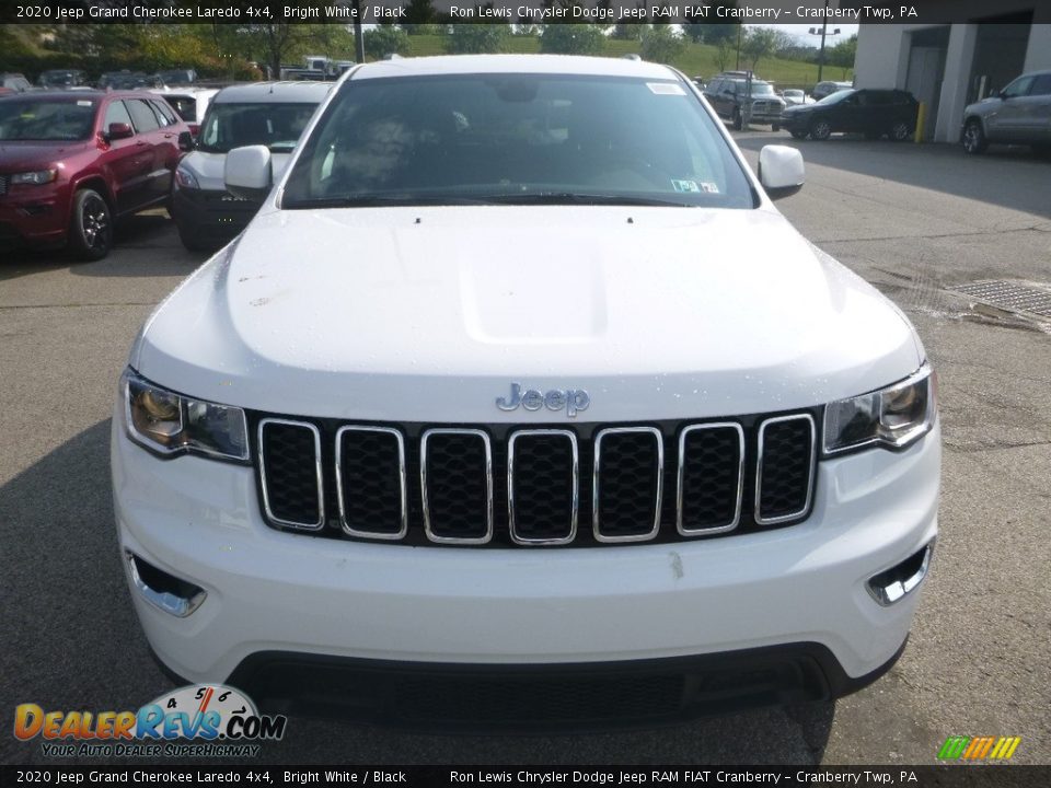 2020 Jeep Grand Cherokee Laredo 4x4 Bright White / Black Photo #8