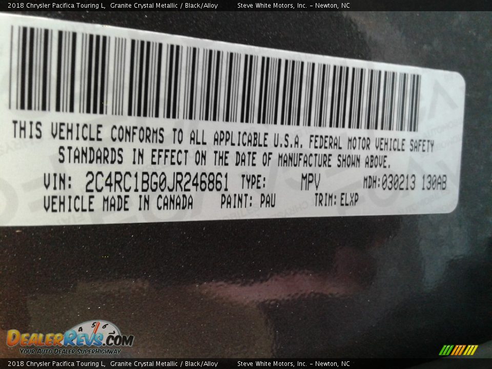2018 Chrysler Pacifica Touring L Granite Crystal Metallic / Black/Alloy Photo #34