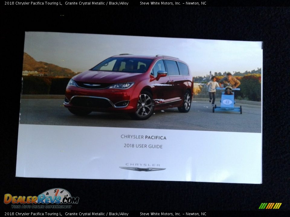 2018 Chrysler Pacifica Touring L Granite Crystal Metallic / Black/Alloy Photo #35