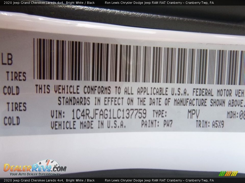 2020 Jeep Grand Cherokee Laredo 4x4 Bright White / Black Photo #15
