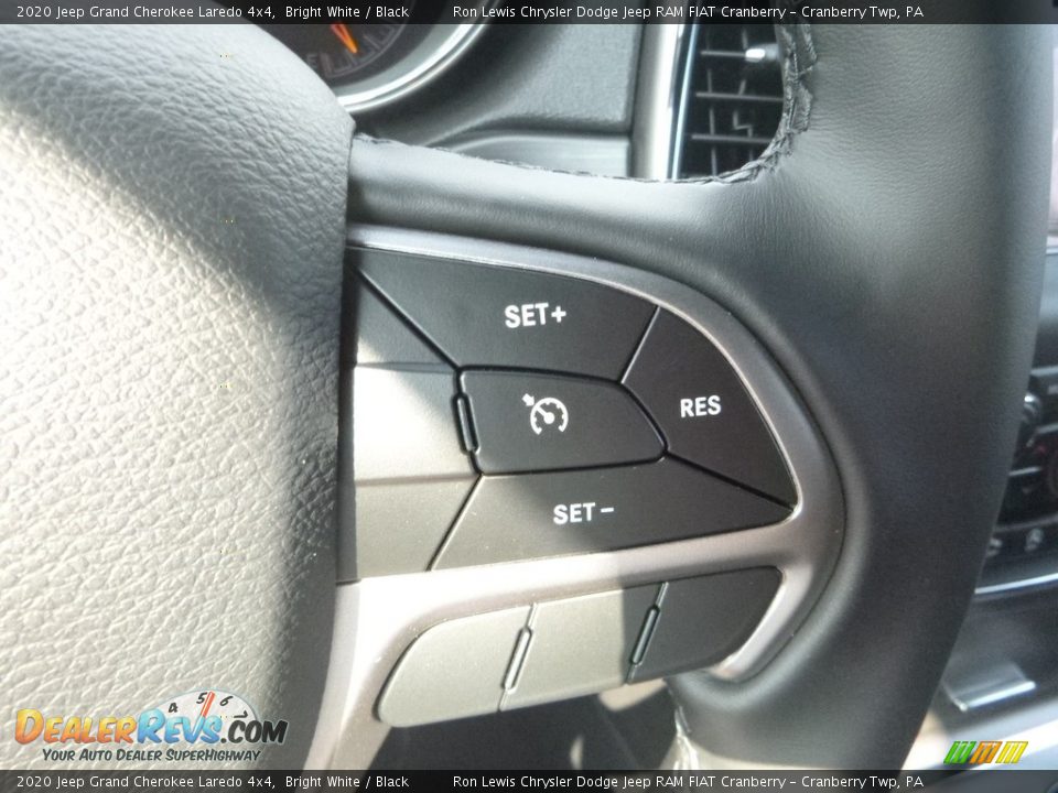 2020 Jeep Grand Cherokee Laredo 4x4 Bright White / Black Photo #18