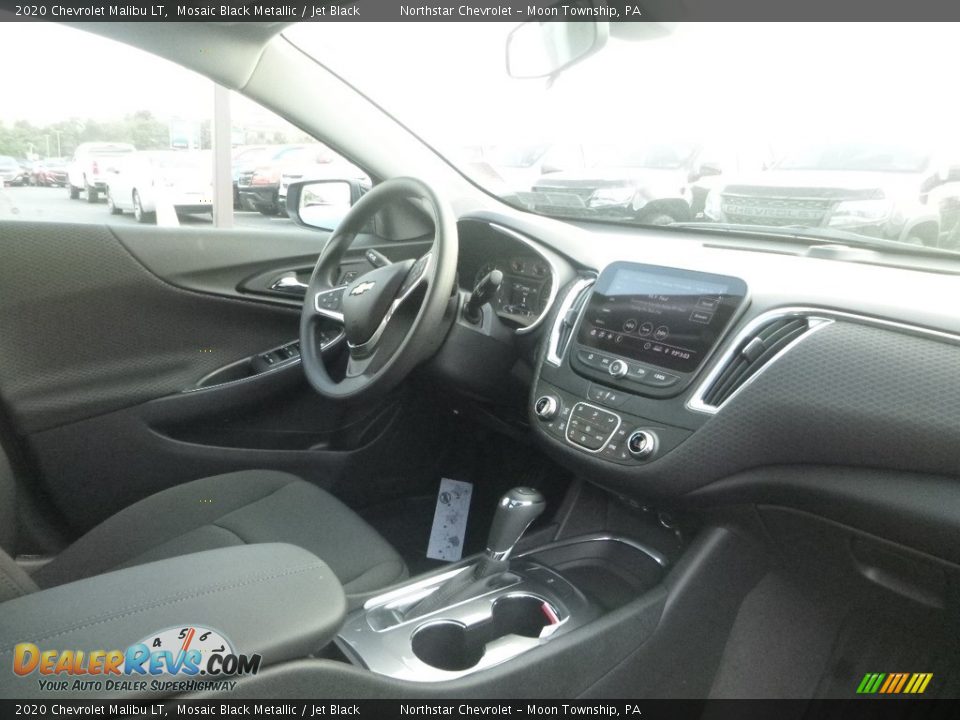 Dashboard of 2020 Chevrolet Malibu LT Photo #11