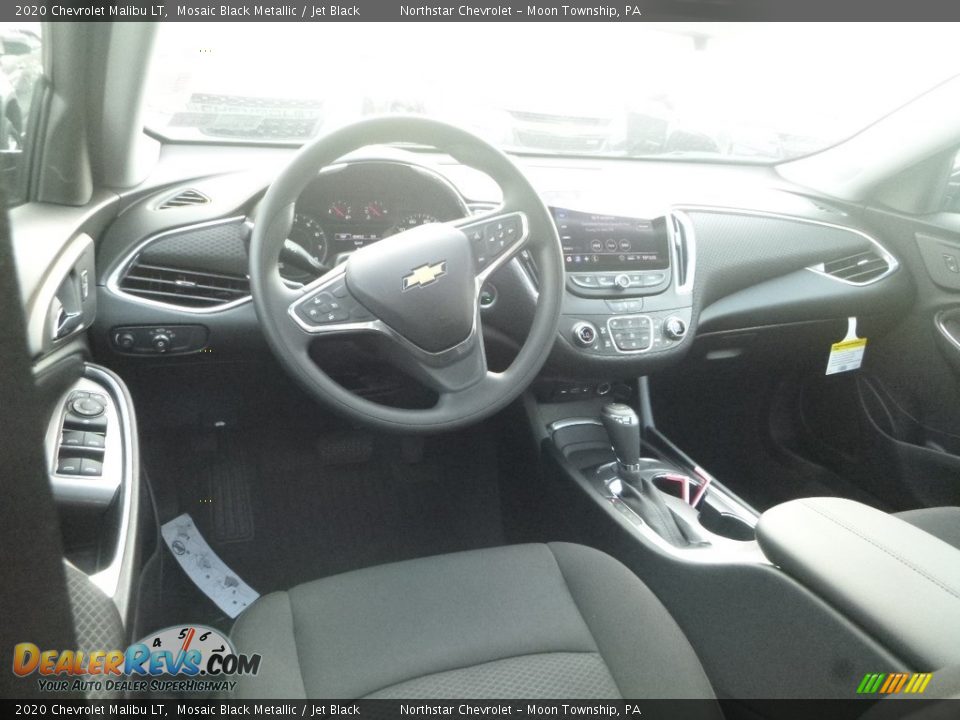 Dashboard of 2020 Chevrolet Malibu LT Photo #14