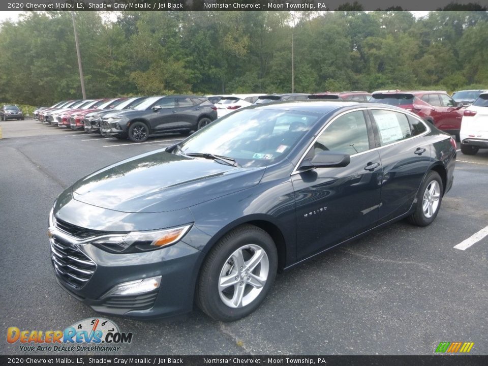 Front 3/4 View of 2020 Chevrolet Malibu LS Photo #1