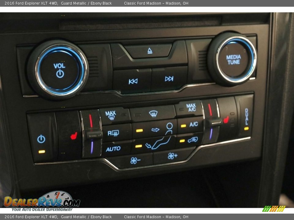 2016 Ford Explorer XLT 4WD Guard Metallic / Ebony Black Photo #15