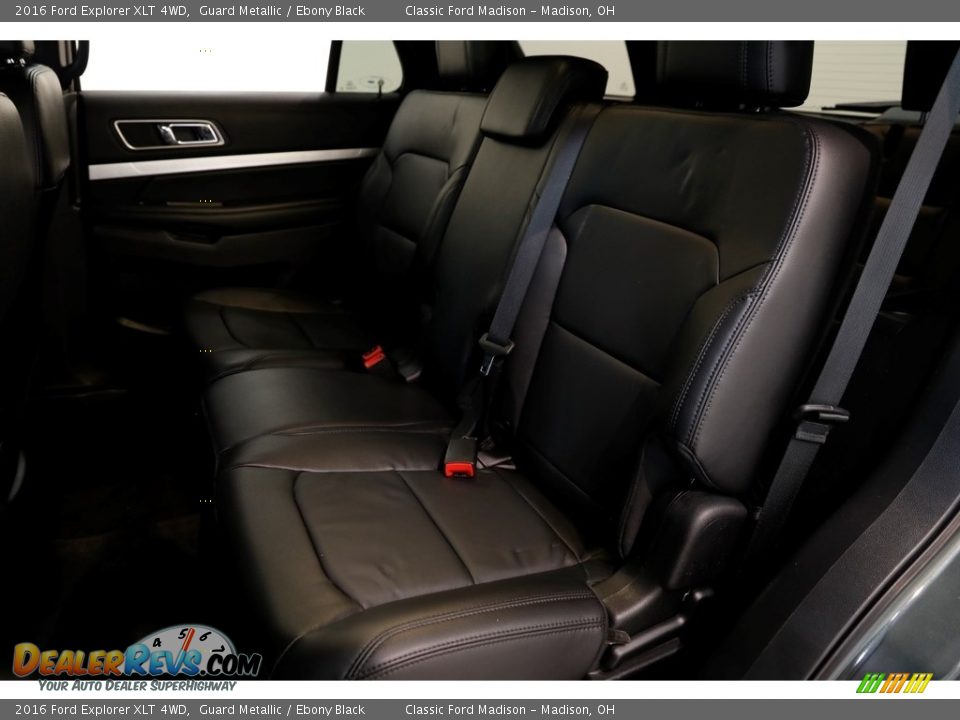 2016 Ford Explorer XLT 4WD Guard Metallic / Ebony Black Photo #20