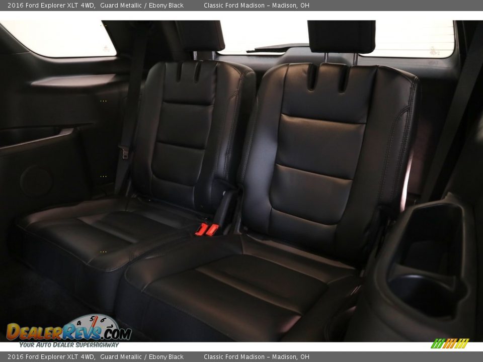 2016 Ford Explorer XLT 4WD Guard Metallic / Ebony Black Photo #21