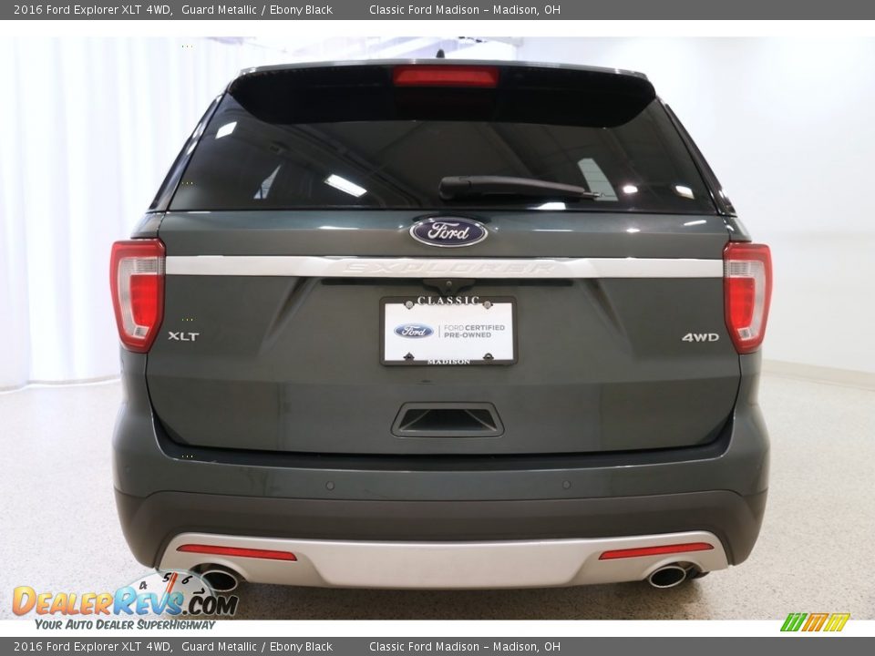 2016 Ford Explorer XLT 4WD Guard Metallic / Ebony Black Photo #22