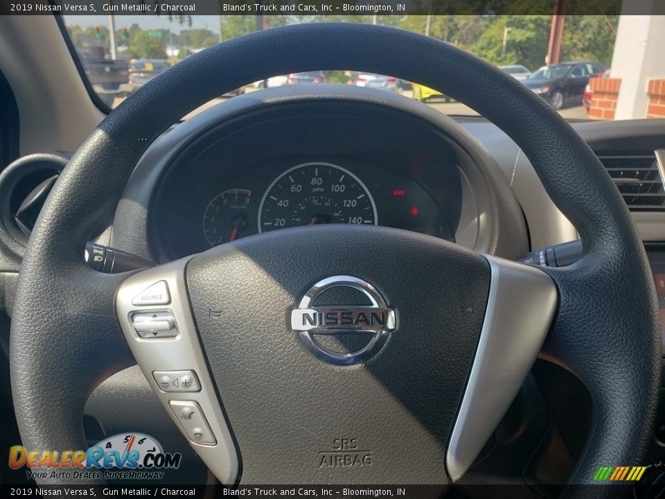 2019 Nissan Versa S Gun Metallic / Charcoal Photo #8