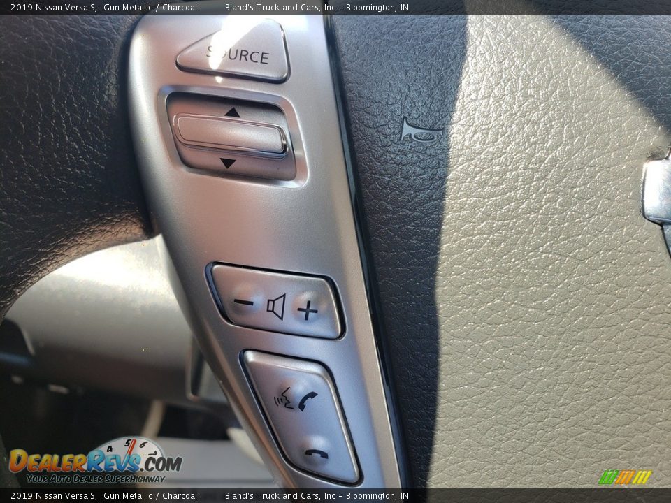 2019 Nissan Versa S Gun Metallic / Charcoal Photo #9