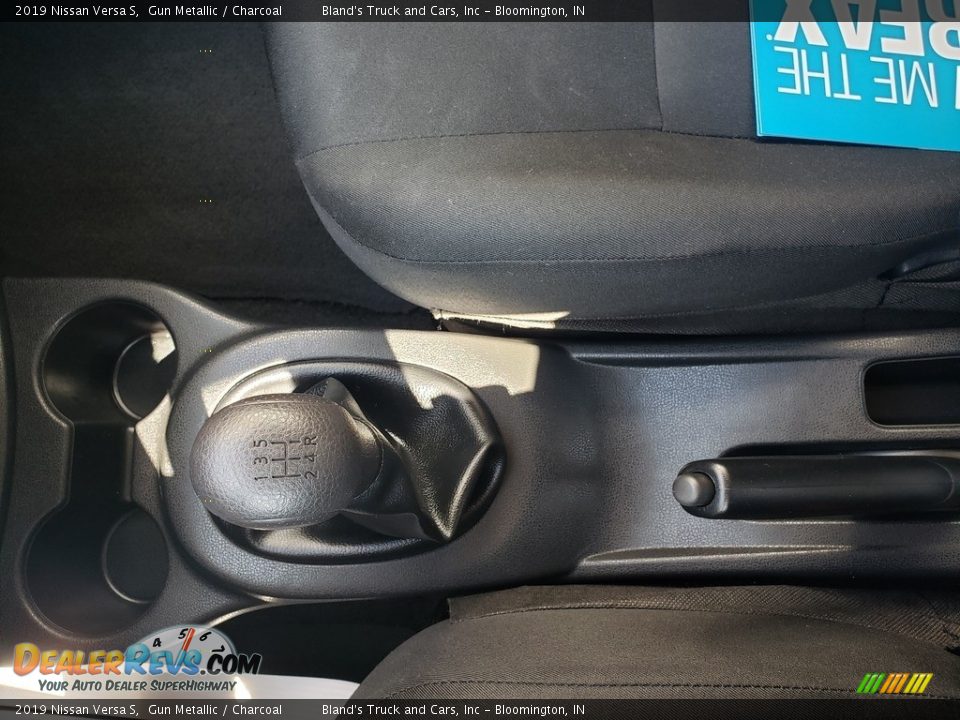 2019 Nissan Versa S Gun Metallic / Charcoal Photo #16