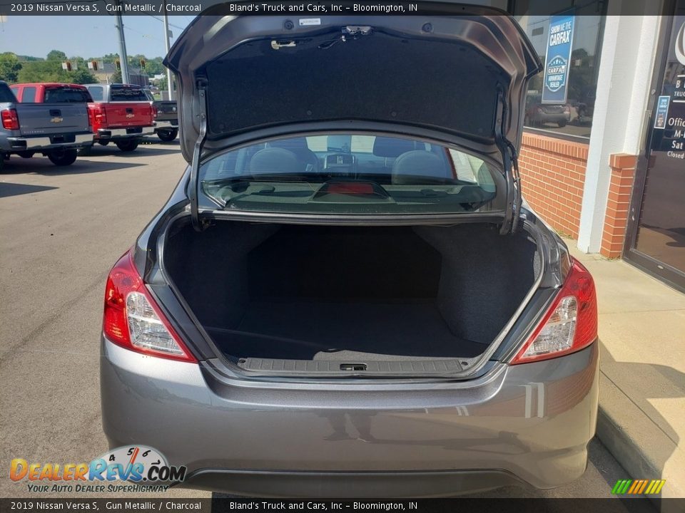 2019 Nissan Versa S Gun Metallic / Charcoal Photo #22